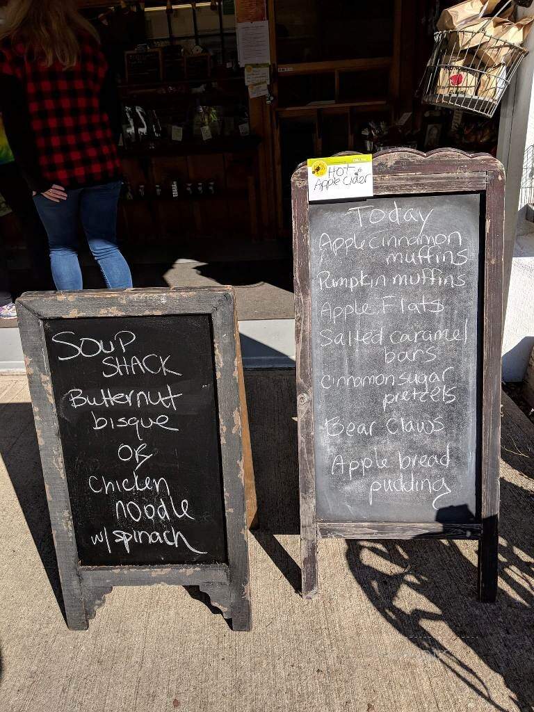 The Apple Place - East Longmeadow, MA