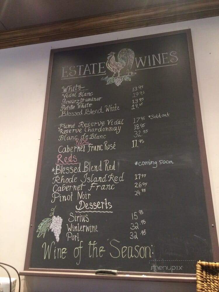 Carolyn's Sakonnet Vineyards - Little Compton, RI