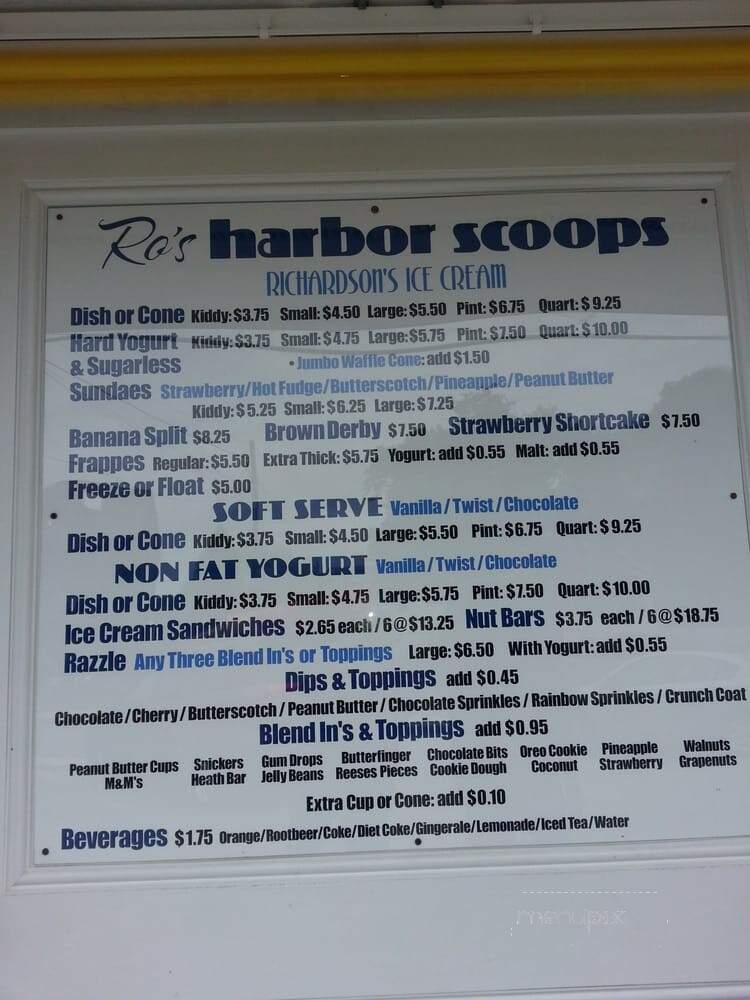 Ro's Harbor Scoops - Gloucester, MA