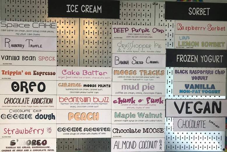 Lil Duke's Ice Cream Shoppe - Hanover, MA